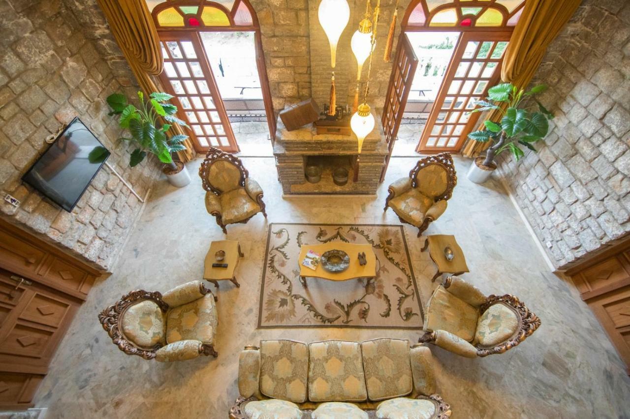 Portofino Boutique Hotel อัคยาคา ภายนอก รูปภาพ